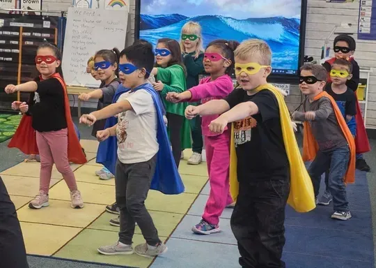 Super Kids Creative Lab summer camp